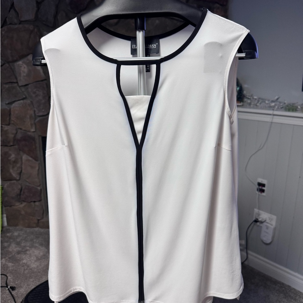 Frank Lyman Design White Top with Black Accents